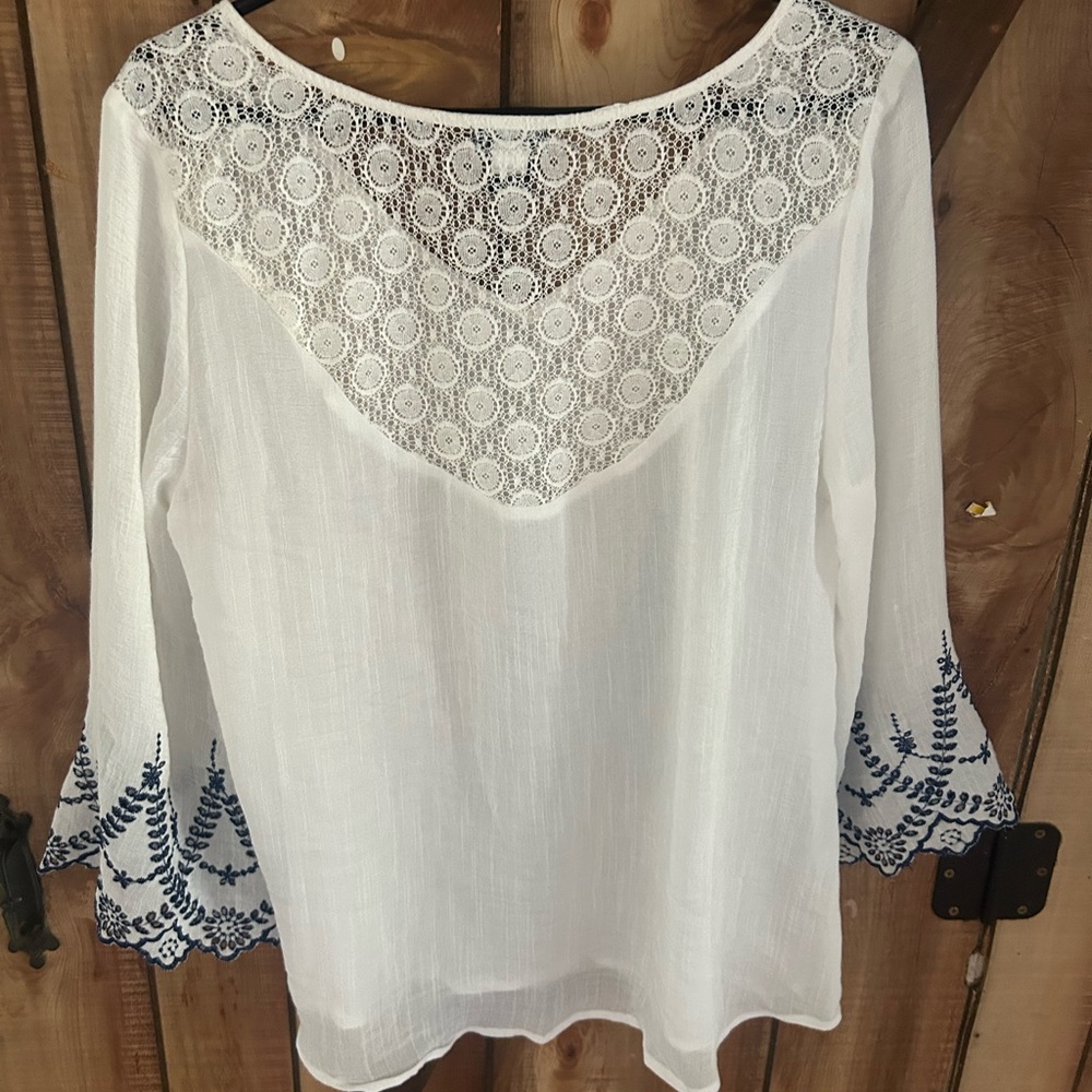 New Direction Peasant Style Top White Embroidered Floral Lace Blouse Pullover L - Picture 2 of 5